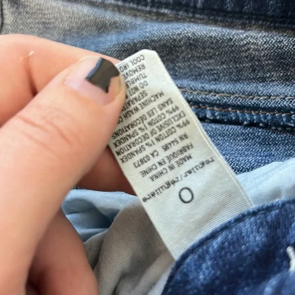 American Eagle Sz 0 Skinny Lowrise Distressed Denim Jeans - Picture 6 of 6